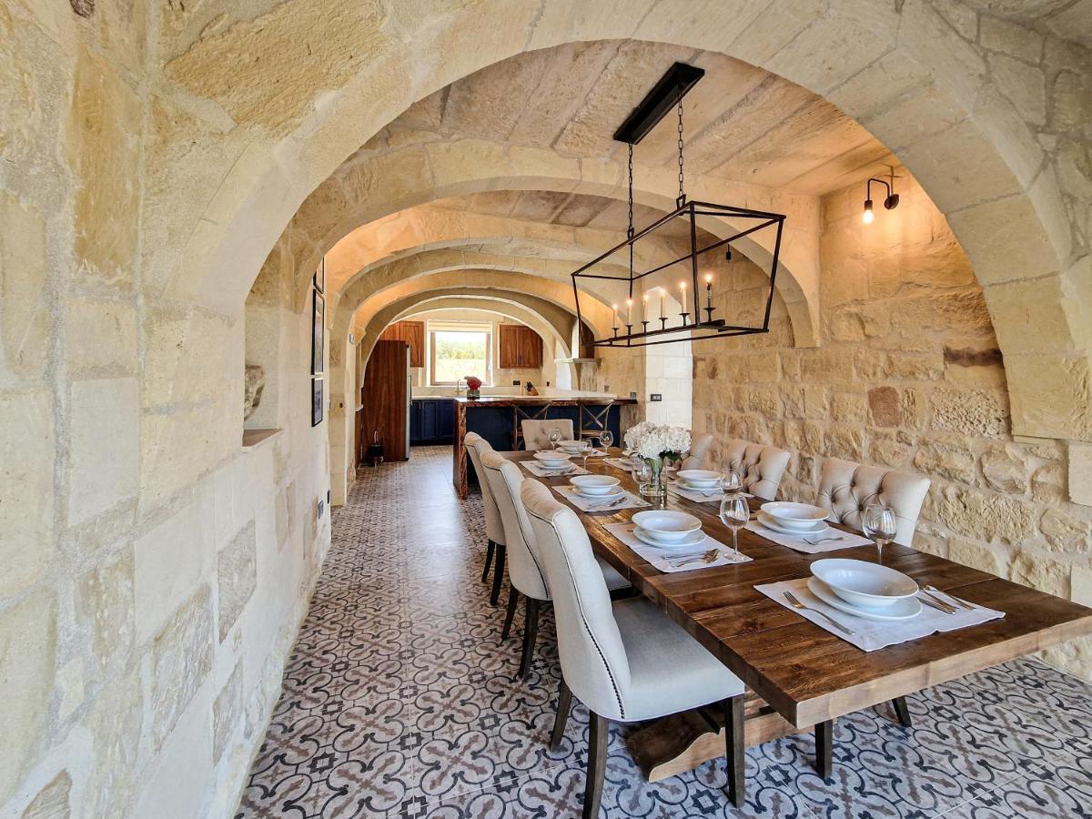 Luxury Surrounded With Nature & Farm Animals Alpacas Etc Villa