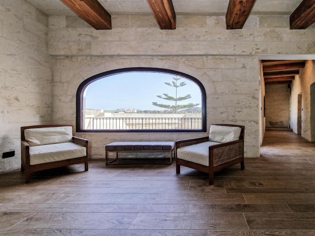 Villa Luxury Surrounded With Nature & Farm Animals Alpacas Etc *