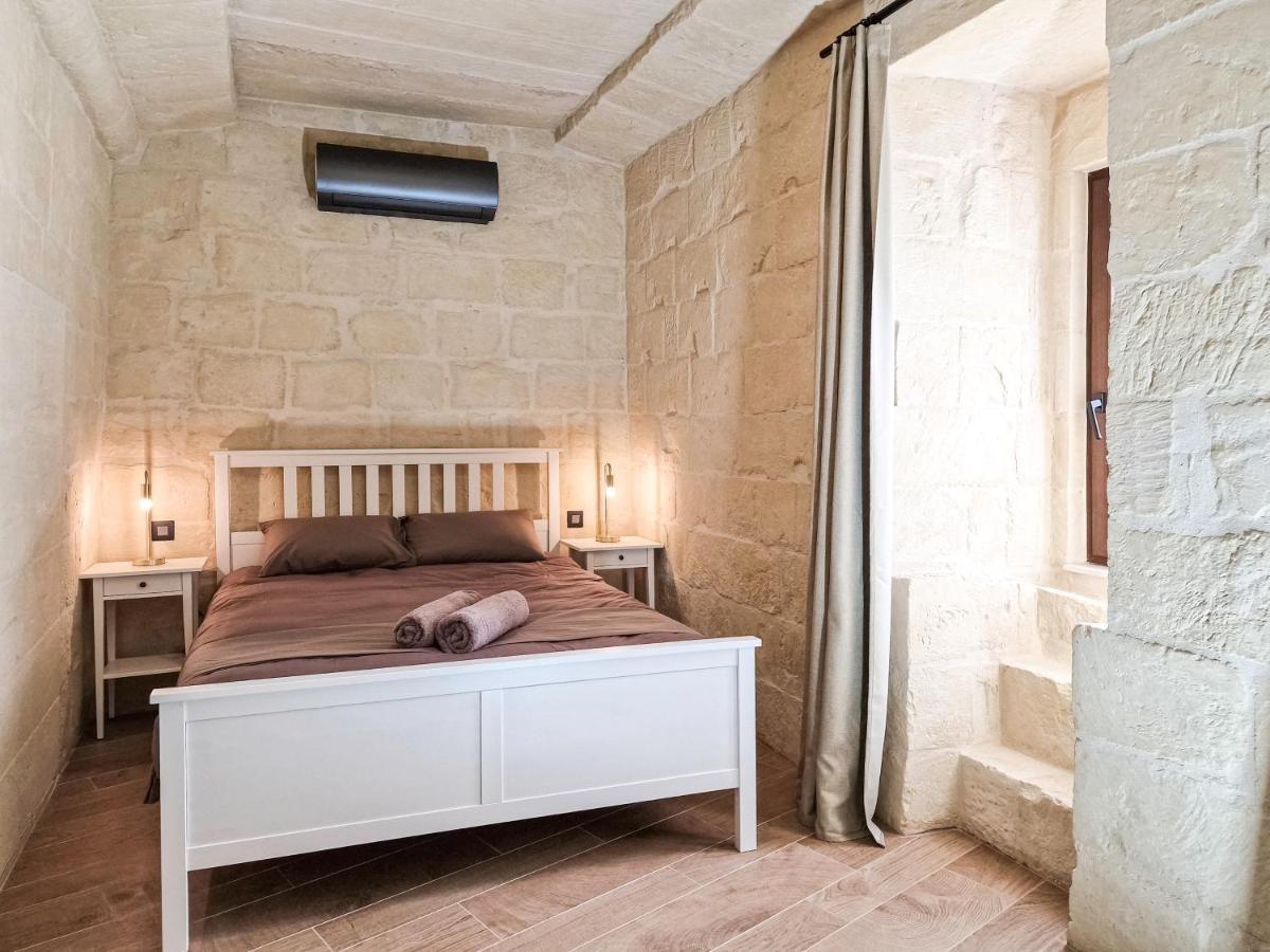 Luxury Surrounded With Nature & Farm Animals Alpacas Etc Villa Għasri